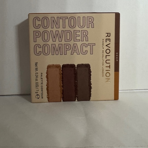 Makeup Revolution Contour Palette - Available In Deep Or Light Shade, New - Picture 5 of 6
